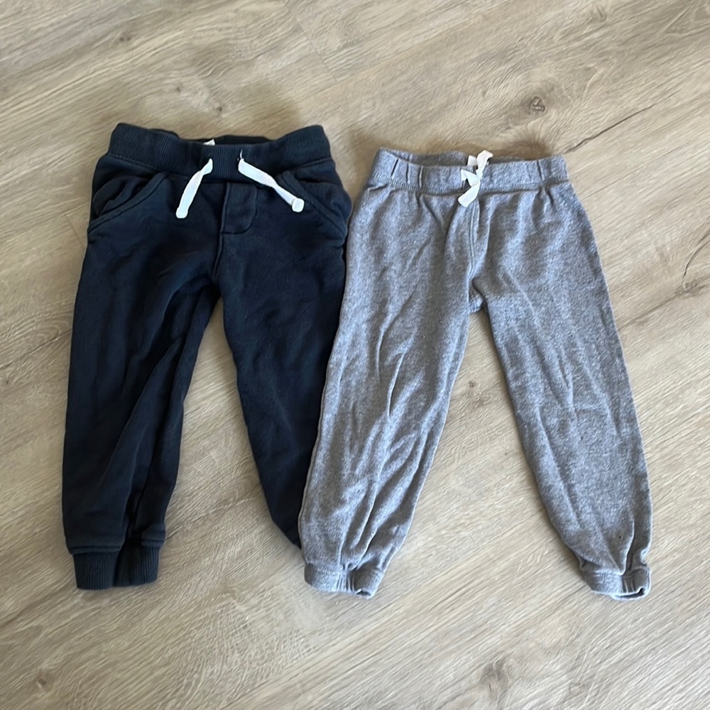 Bundle of 2 Carters boys joggers